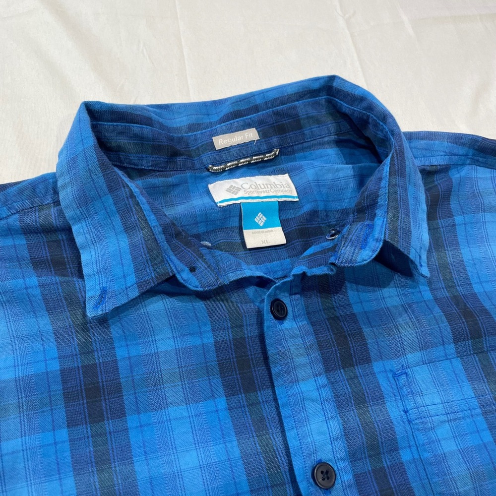 Columbia Mens XL Blue Plaid Long Sleeve Button Down Shirt Regular Fit Stretch